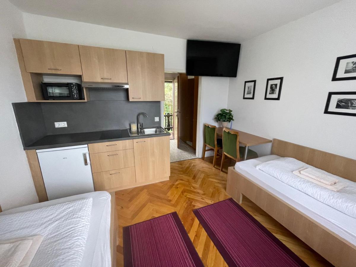 Rosental Apartments Self Check-In Ferlach Bagian luar foto